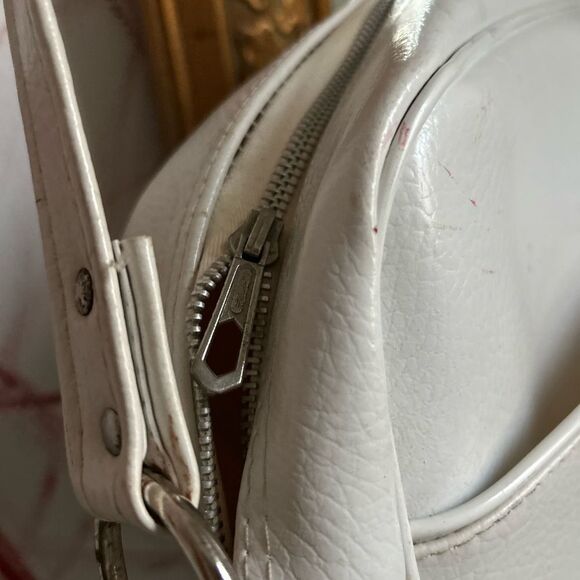 Vintage White Crossbody Bag - Picture 13 of 16
